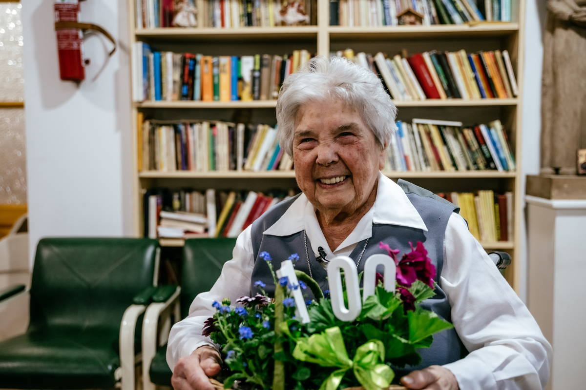 Maróti Margit SJC 100 éves