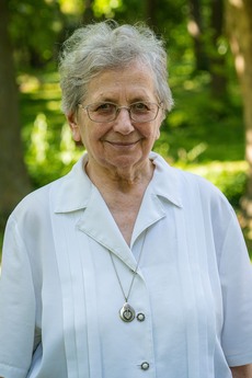 Sápi Márta SJC